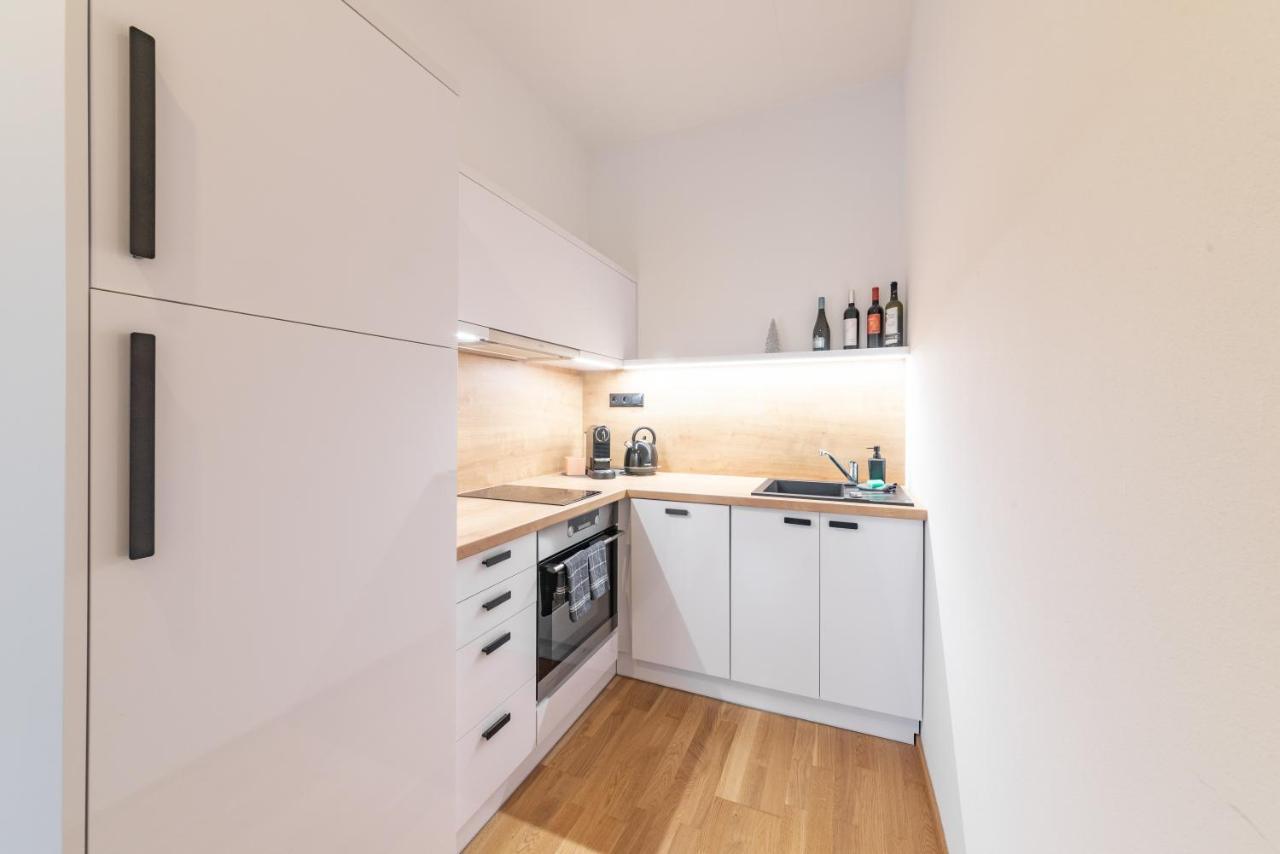Destne Apartmany 데슈트네 프 오를리츠키흐 호라 외부 사진